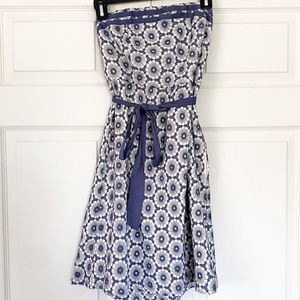 American Eagle blue white embroidered floral strapless mini dress with tie waist